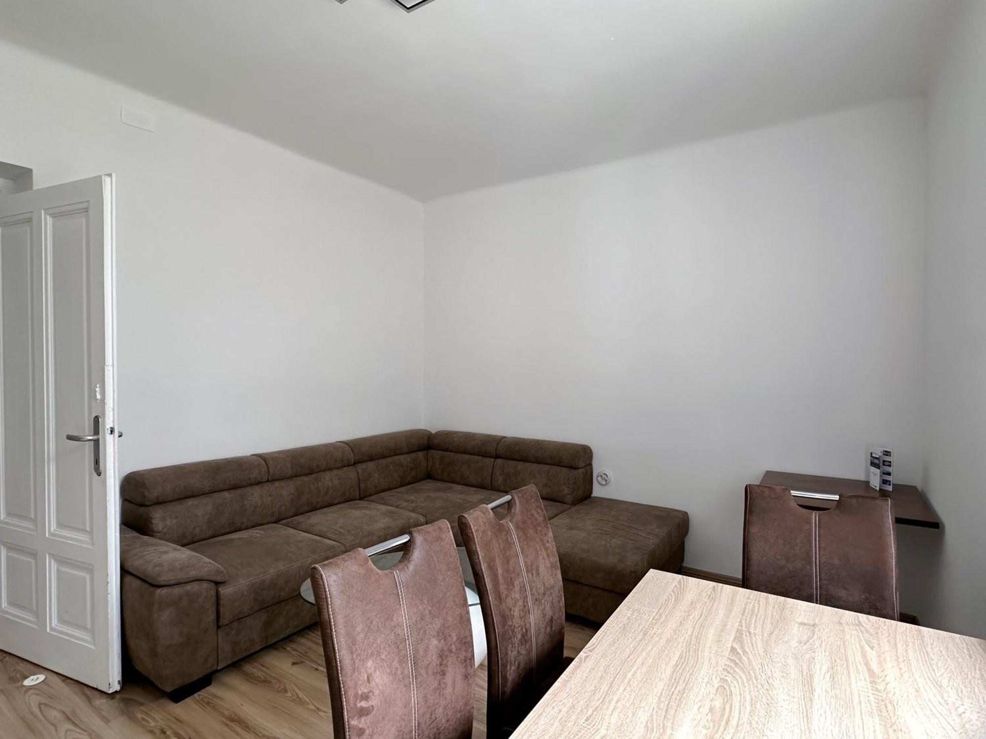 Up Resistances G Apartment Baden Exterior foto